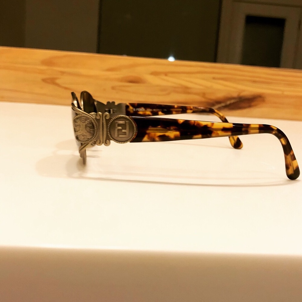 Fendi Sunglasses FS 140 VTG *AUTHENTIC*